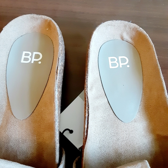 BP Tapis Slide Sandal Taupe Faux Suede 5M - Picture 4 of 10